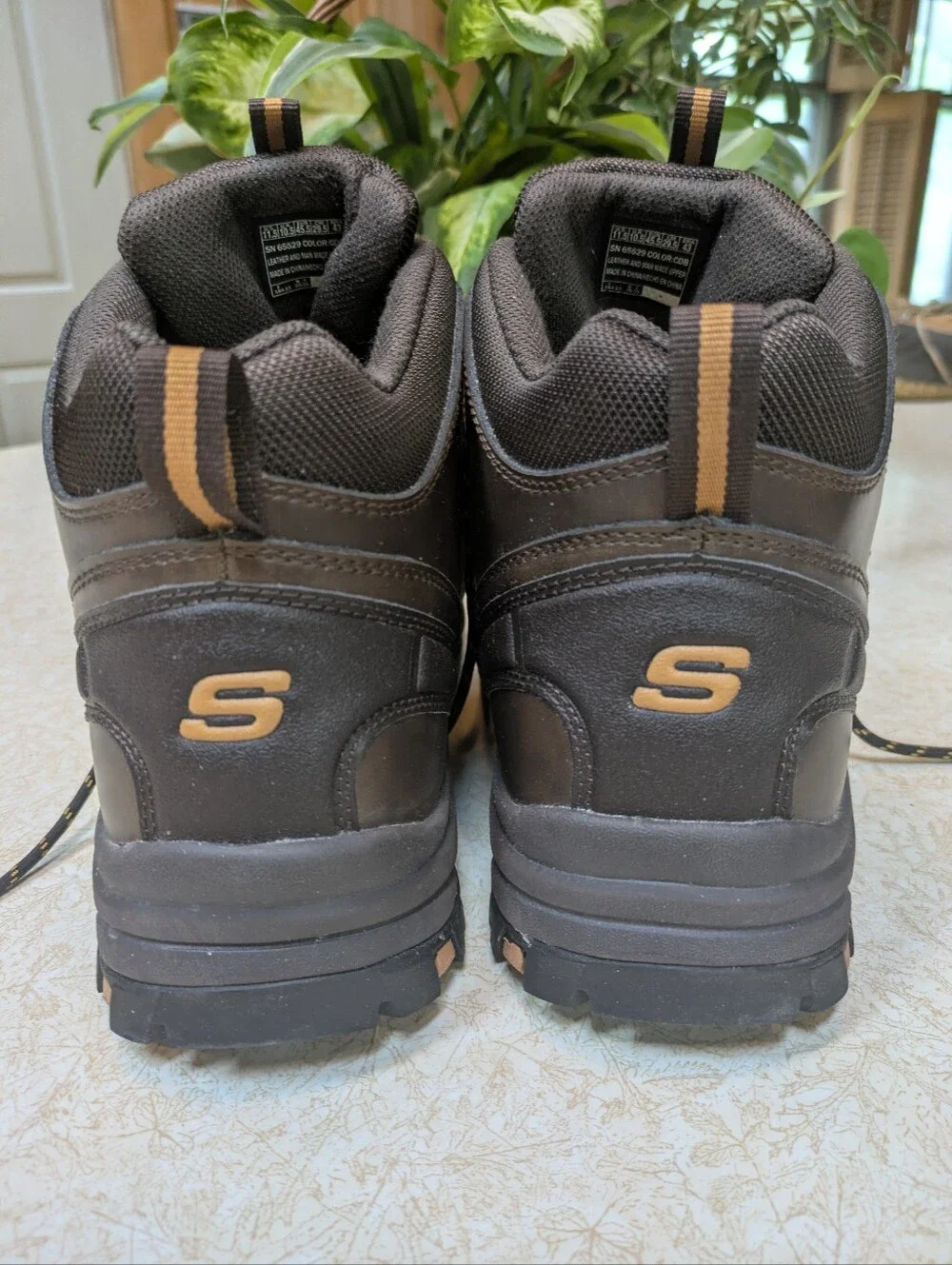 Skechers Relment Traven Waterproof Leather Hiking Boots Brown Men's Size 11.5